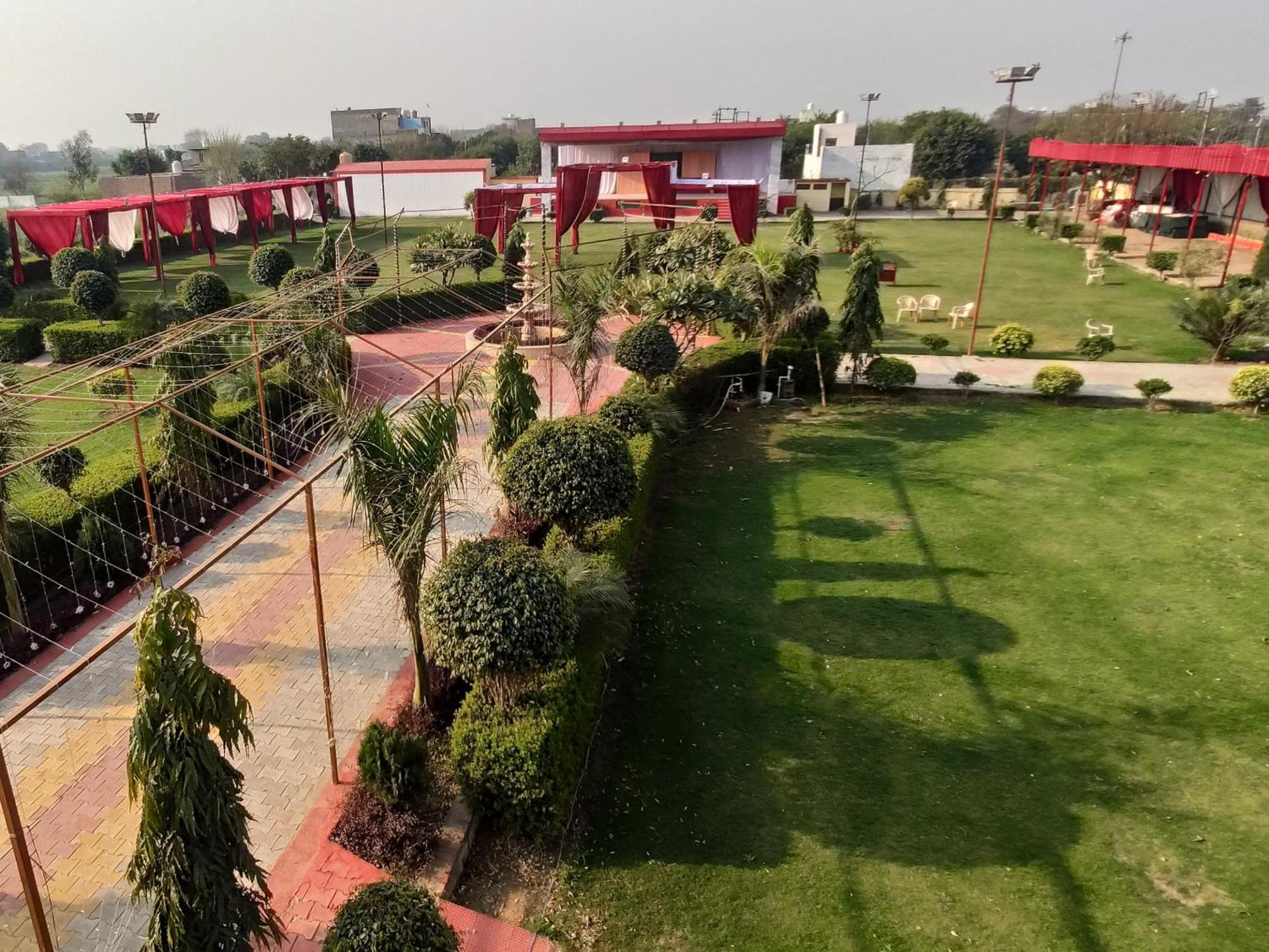 Prem Garden & Resort Mathura Luaran gambar